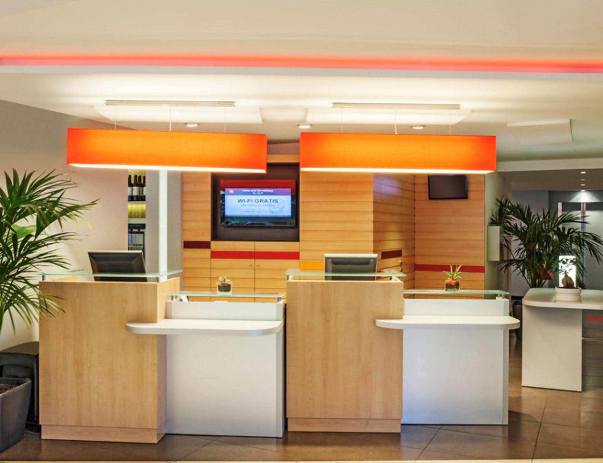 Ibis Cornella Hotel Cornellà de Llobregat